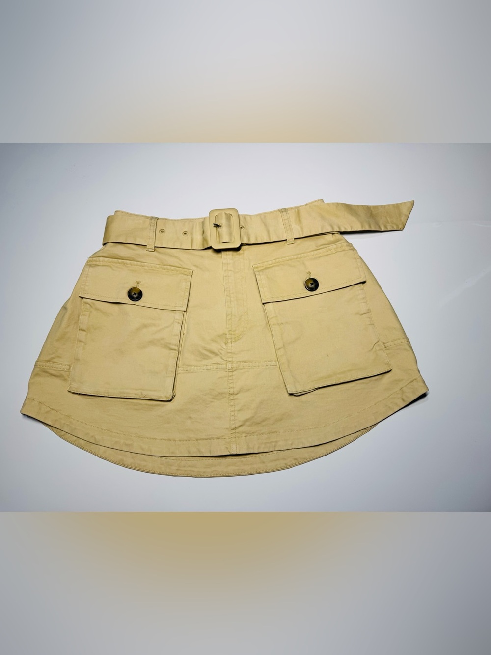 NWOT KBB by Kahlana Barfield Khaki Beige Utility Mini Skirt Belted Cargo Size 4